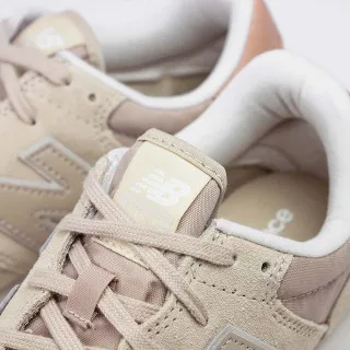 NEW BALANCE PATIKE NEW BALANCE